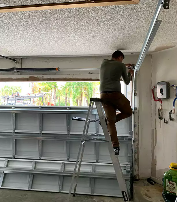 Garage Door Hinge Replacement Aventura